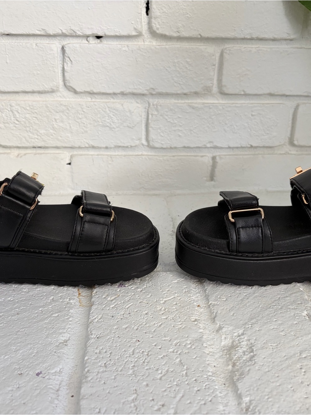 Steve Madden Big Mona Platform Sandals with Gold Hardware - Picture 4 of 7